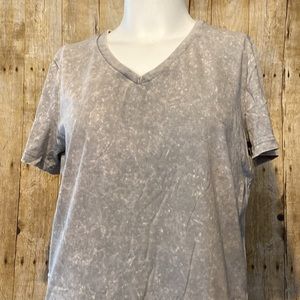 NWTS Like Love Gray T-shirt